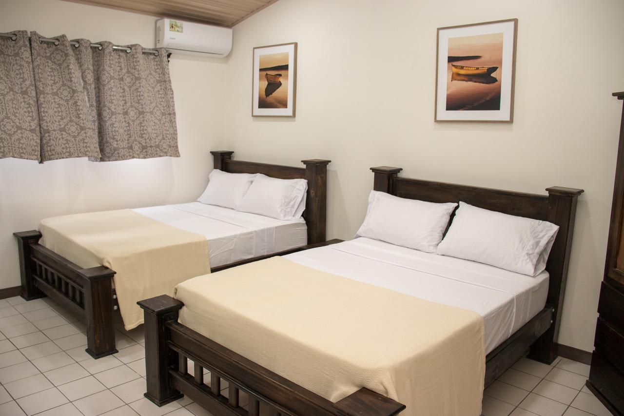 Hotel Don Fito Golfito Kültér fotó